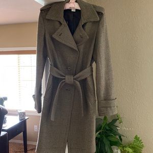 Beautiful like new tweed coat